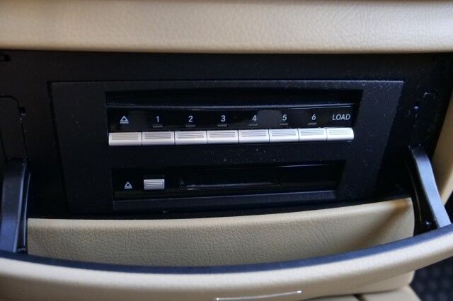 2009 Mercedes-Benz S-550 4Matic / 5.5L V8 / Sunroof / Cooled Seats! High Point NC