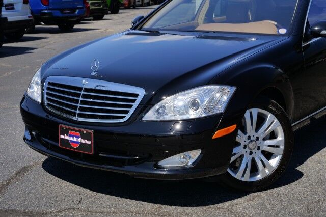 2009 Mercedes-Benz S-550 4Matic / 5.5L V8 / Sunroof / Cooled Seats! High Point NC