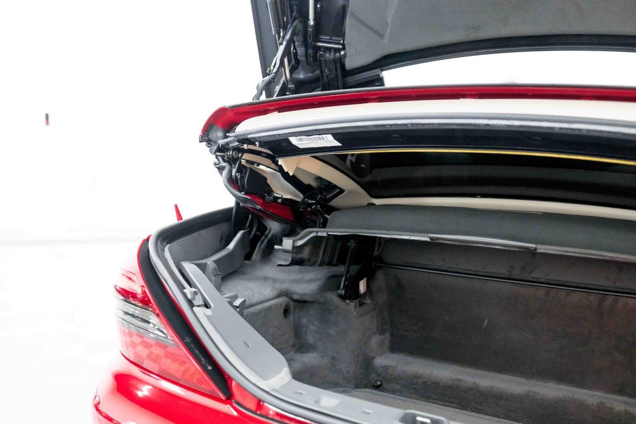 2009 Mercedes-Benz SL-Class V8 Marietta GA