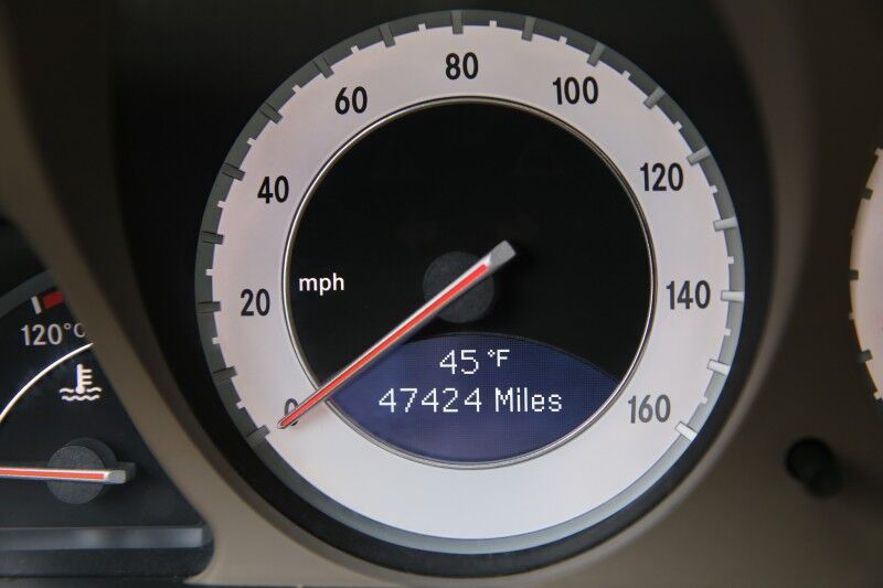 2009 Mercedes-Benz SL-Class V8 Plainview NY