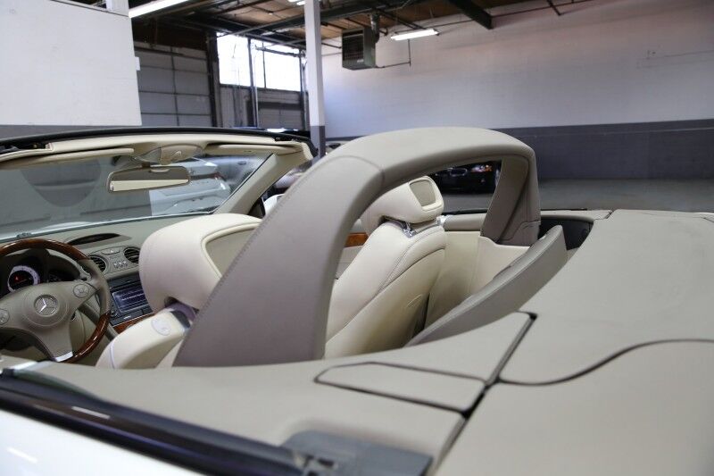 2009 Mercedes-Benz SL-Class V8 Plainview NY