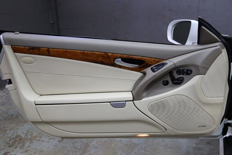2009 Mercedes-Benz SL-Class V8 Plainview NY