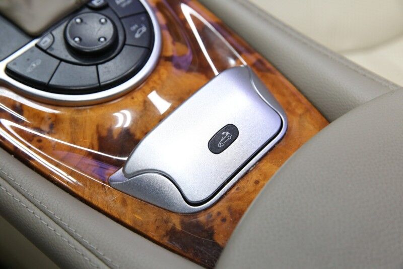 2009 Mercedes-Benz SL-Class V8 Plainview NY