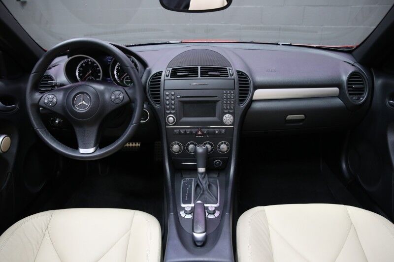 2009 Mercedes-Benz SLK-Class 3.5L Plainview NY
