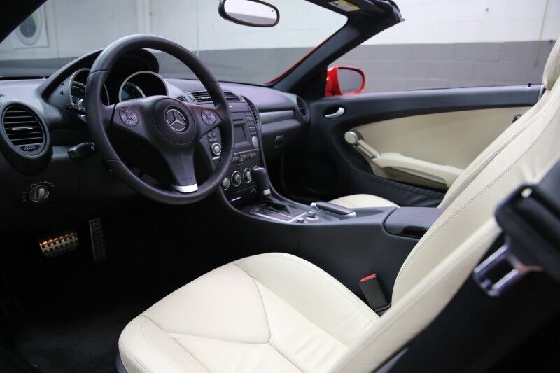 2009 Mercedes-Benz SLK-Class 3.5L Plainview NY