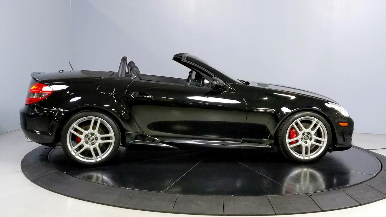 2009 Mercedes-Benz SLK-Class 3.5L St. Charles  IL