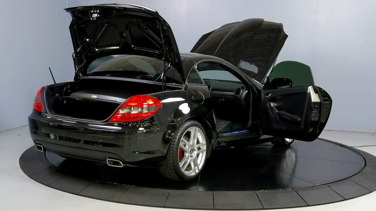 2009 Mercedes-Benz SLK-Class 3.5L St. Charles  IL