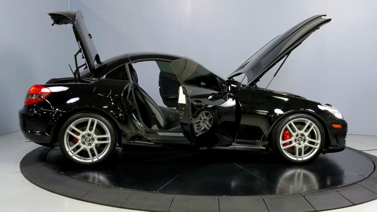 2009 Mercedes-Benz SLK-Class 3.5L St. Charles  IL