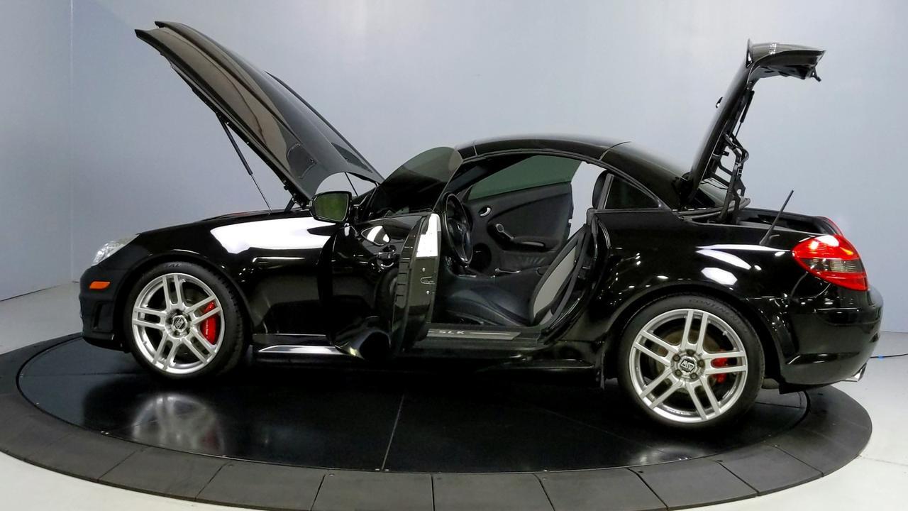 2009 Mercedes-Benz SLK-Class 3.5L St. Charles  IL