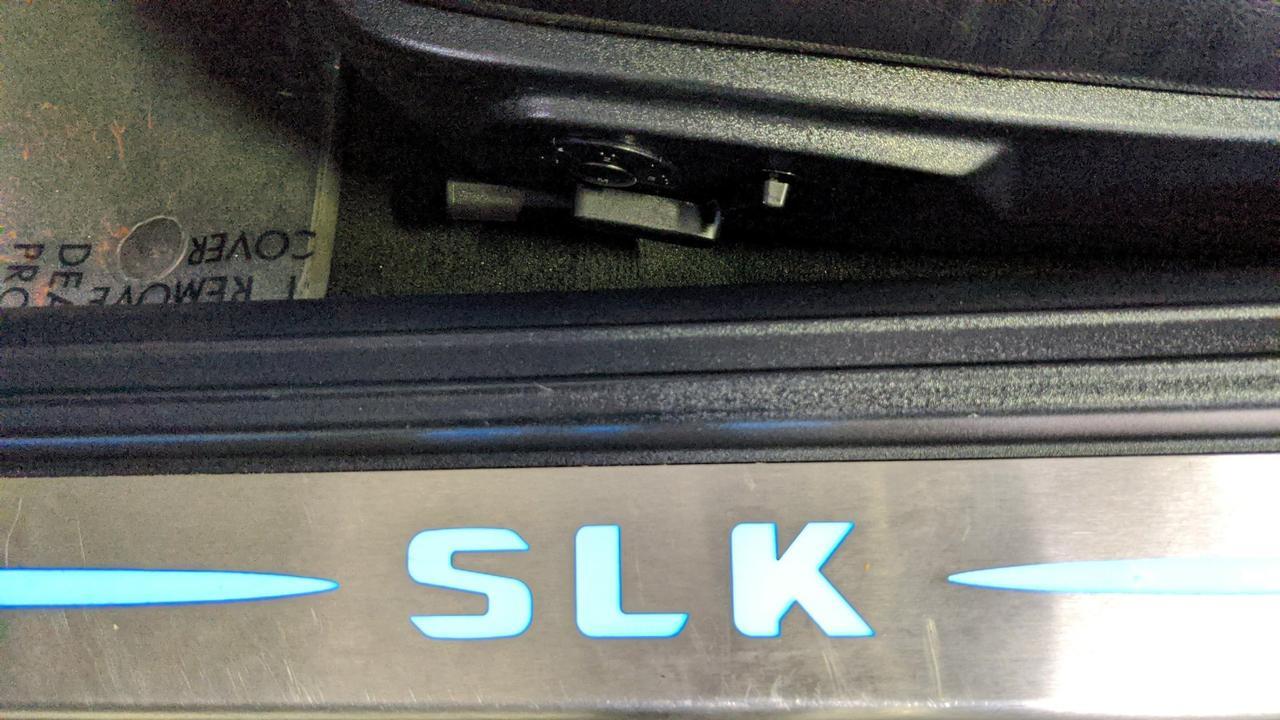 2009 Mercedes-Benz SLK-Class 3.5L St. Charles  IL