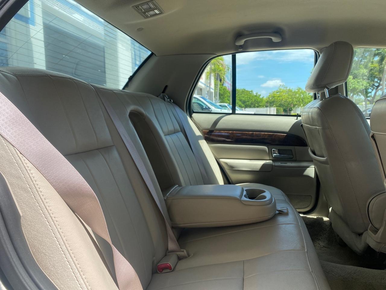 2009 Mercury Grand Marquis LS 1 FL LOW MILES 50,955 Pompano Beach FL
