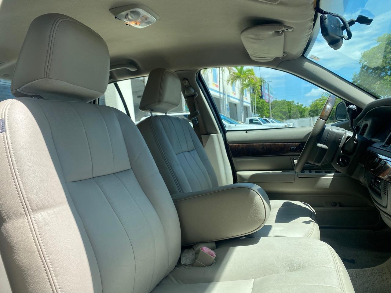 2009 Mercury Grand Marquis LS 1 FL LOW MILES 50,955 Pompano Beach FL