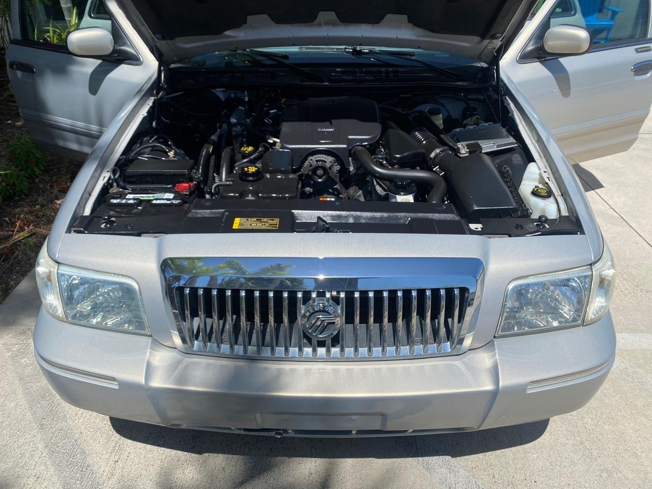 2009 Mercury Grand Marquis LS 1 FL LOW MILES 50,955 Pompano Beach FL