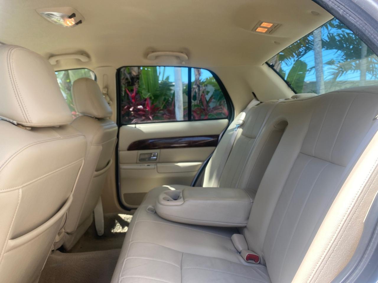 2009 Mercury Grand Marquis LS LOW MILES 54,807 Pompano Beach FL