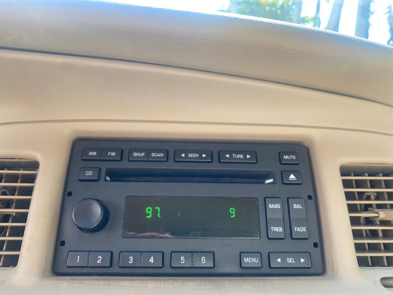 2009 Mercury Grand Marquis LS LOW MILES 54,807 Pompano Beach FL