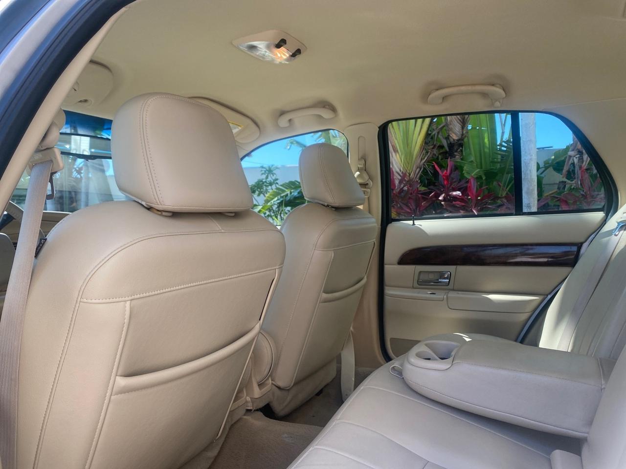 2009 Mercury Grand Marquis LS LOW MILES 54,807 Pompano Beach FL