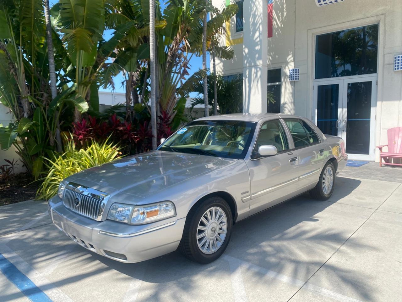 2009 Mercury Grand Marquis LS LOW MILES 54,807 Pompano Beach FL