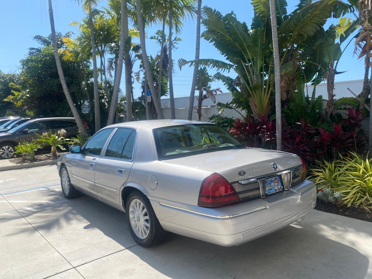 2009 Mercury Grand Marquis LS LOW MILES 54,807 Pompano Beach FL
