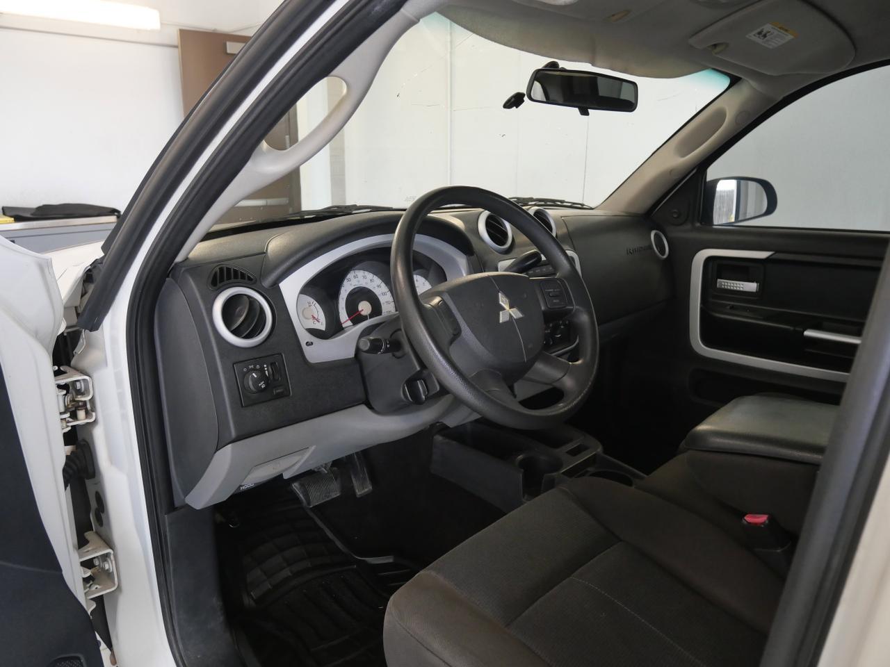 2009 Mitsubishi Raider LS San Juan TX