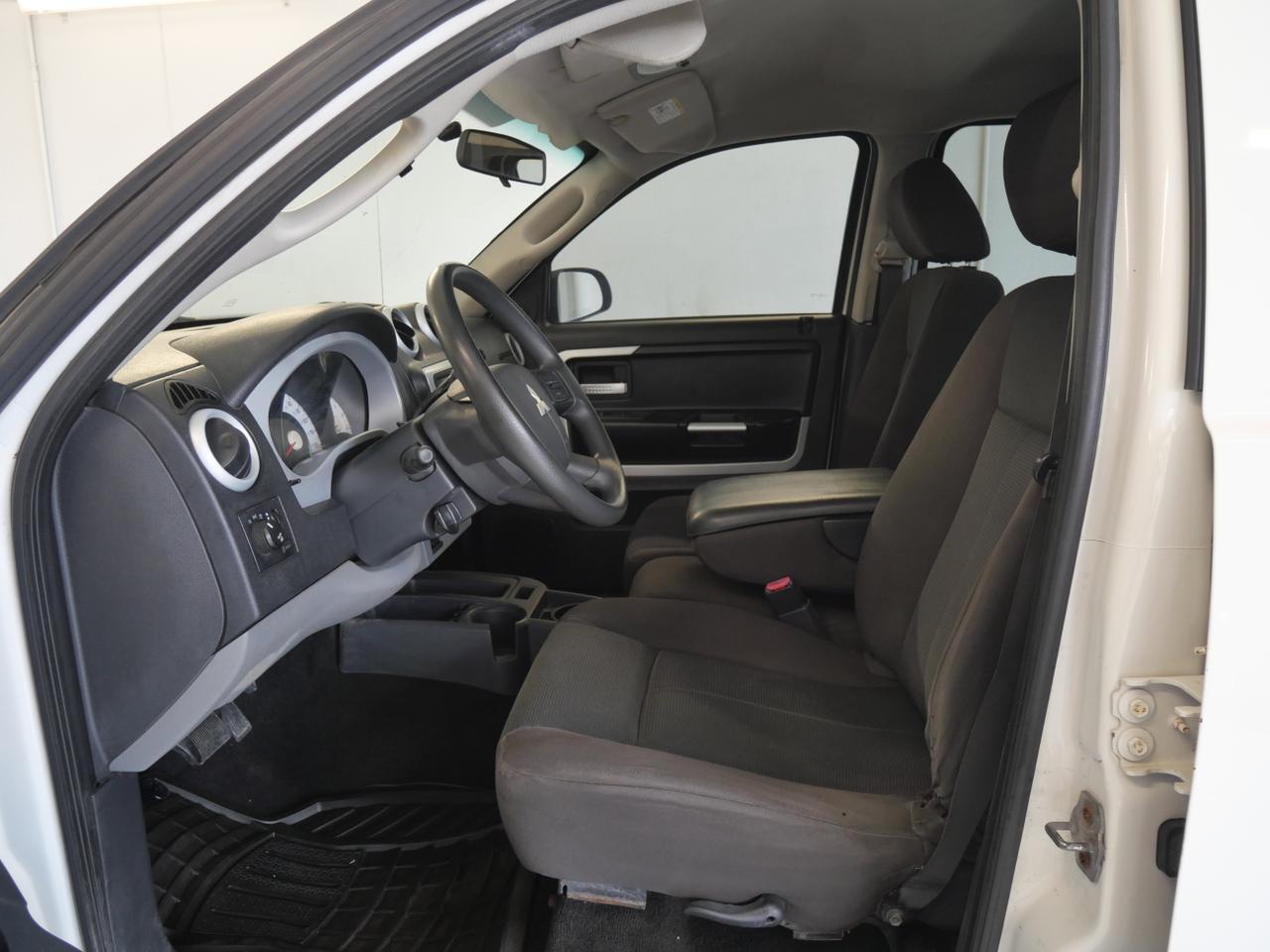 2009 Mitsubishi Raider LS San Juan TX