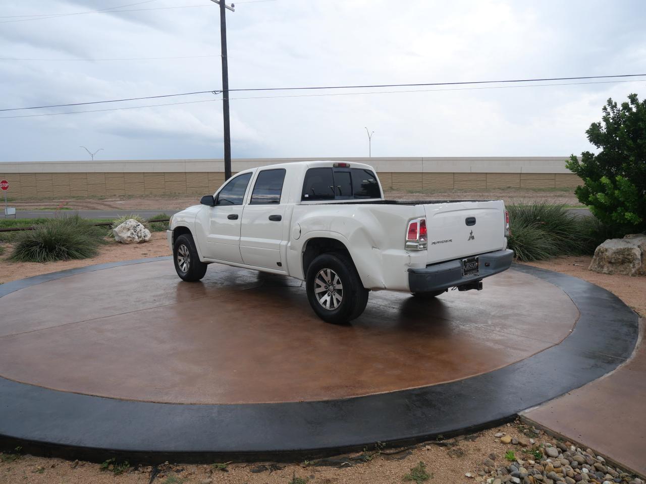 2009 Mitsubishi Raider LS San Juan TX