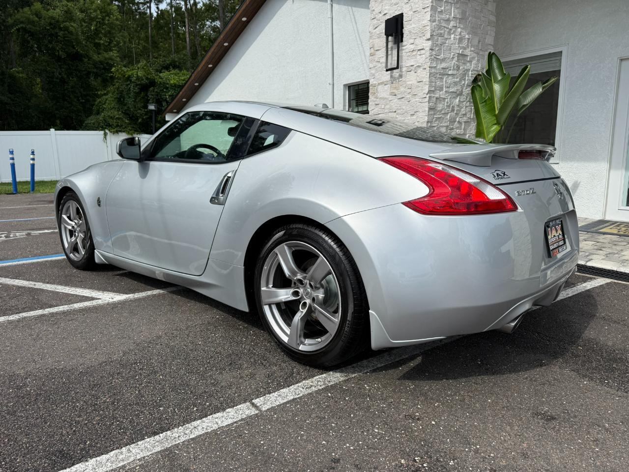 2009 Nissan 370Z 2dr Cpe Auto Touring