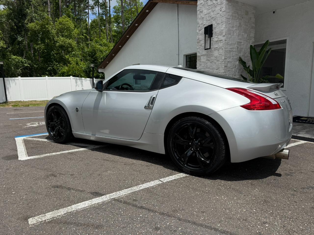 2009 Nissan 370Z 2dr Cpe Man Touring
