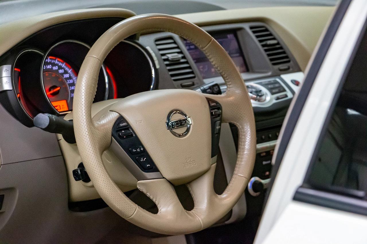 2009 Nissan Murano AWD LE Leather Roof BCam Red Deer AB