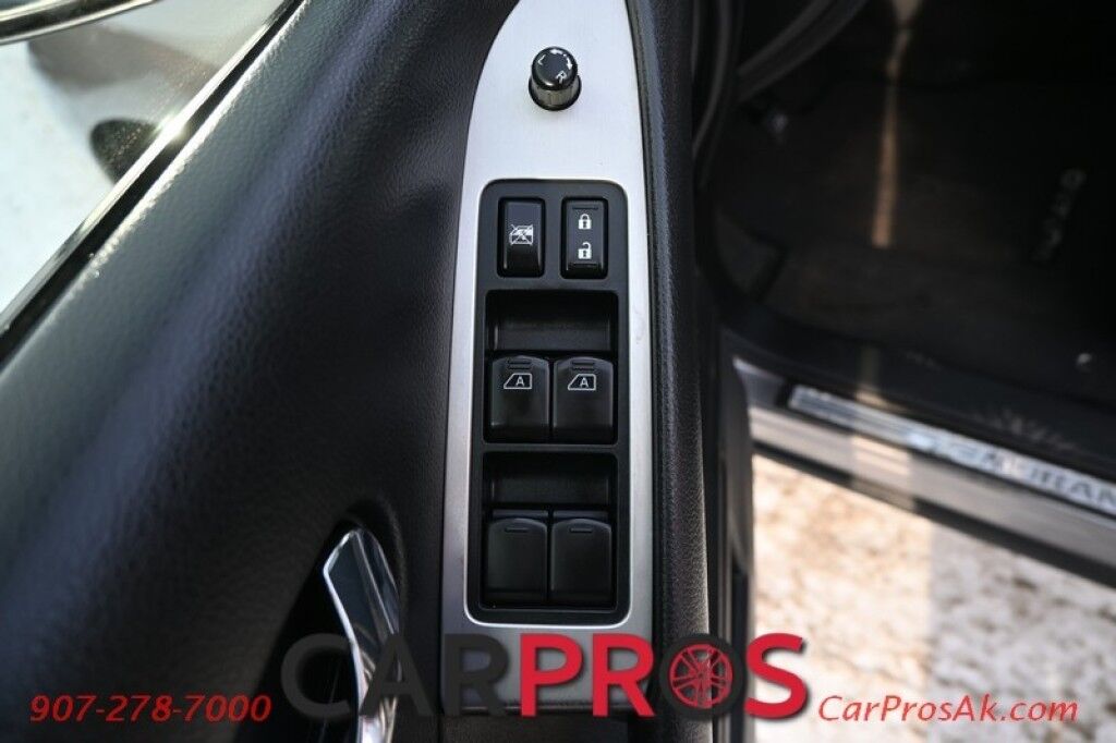 2009 Nissan Murano S - All Wheel Drive - Power Windows & Door Locks - Power Side Mirrors - Keyless Entry & Push To Start - 6 Speaker audio w/ AUX/CD - Dual Climate Control - Alloy Wheels Anchorage AK