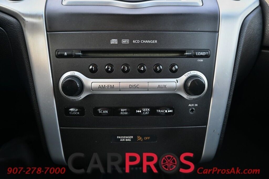 2009 Nissan Murano S - All Wheel Drive - Power Windows & Door Locks - Power Side Mirrors - Keyless Entry & Push To Start - 6 Speaker audio w/ AUX/CD - Dual Climate Control - Alloy Wheels Anchorage AK