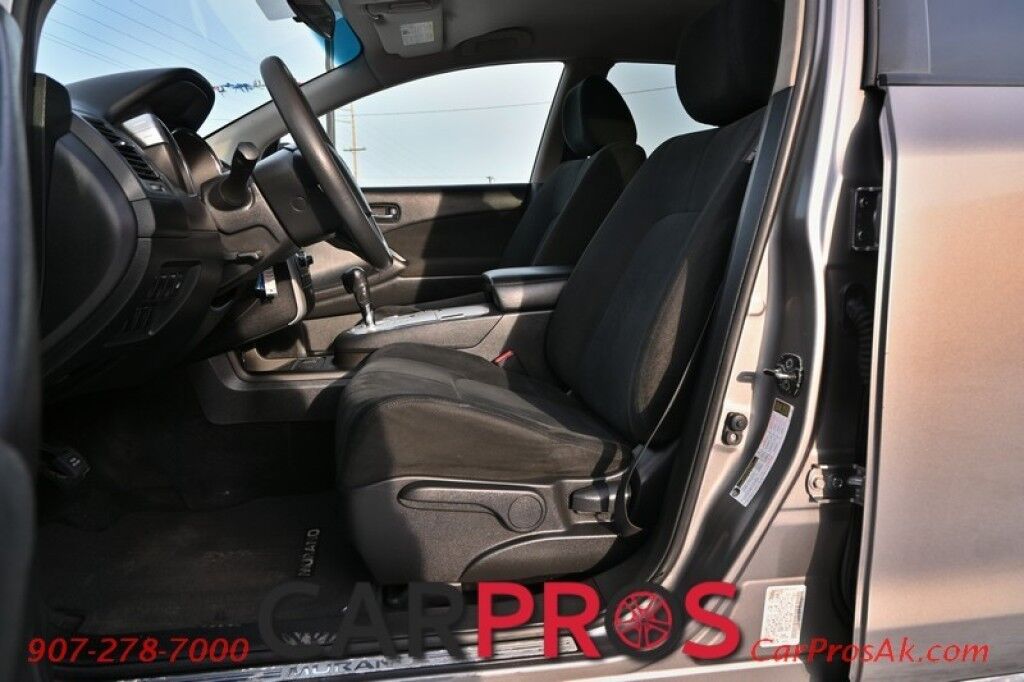 2009 Nissan Murano S - All Wheel Drive - Power Windows & Door Locks - Power Side Mirrors - Keyless Entry & Push To Start - 6 Speaker audio w/ AUX/CD - Dual Climate Control - Alloy Wheels Anchorage AK