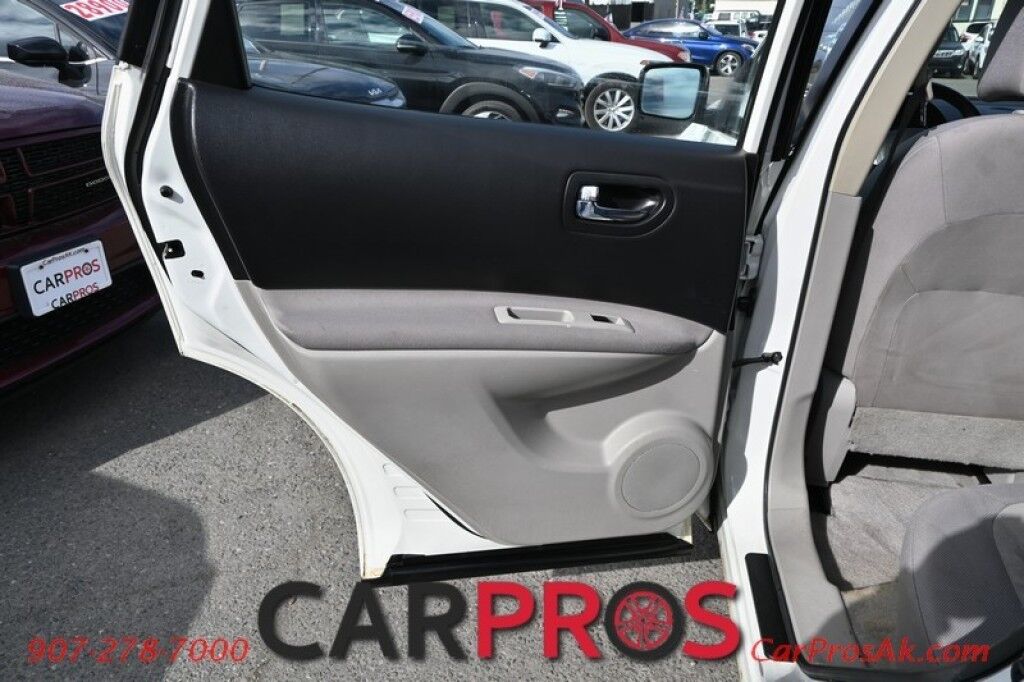 2009 Nissan Rogue S - 2.5L - Automatic - All Wheel Drive - Keyless Entry - Power Windows & Door Locks - Cruise Control - Air Conditioner Anchorage AK