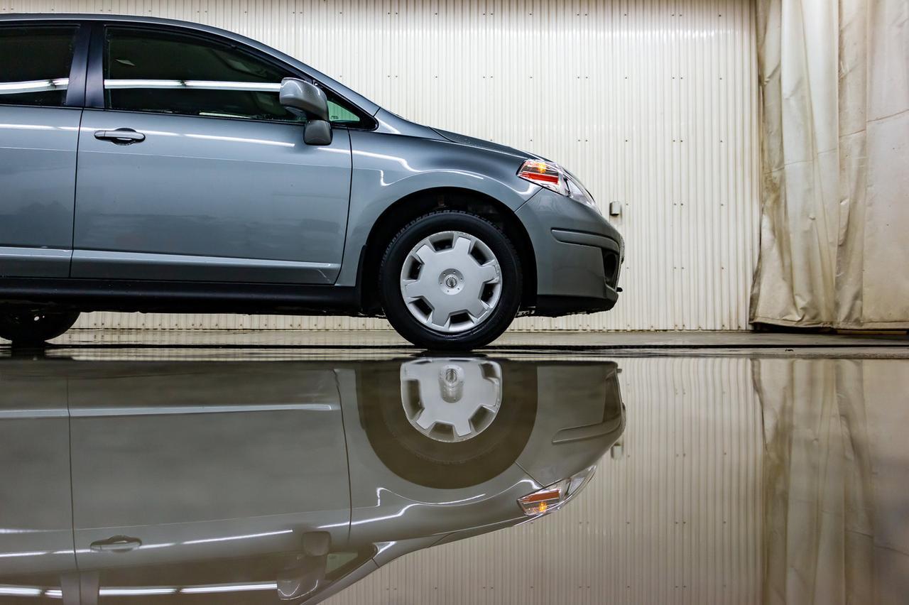 2009 Nissan Versa 1.8 S Hatchback Red Deer AB