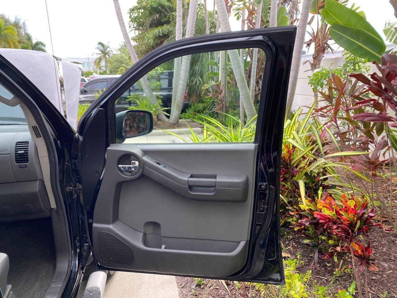 2009 Nissan Xterra S LOW MILES 50,980 1 OWNER 4WD Pompano Beach FL