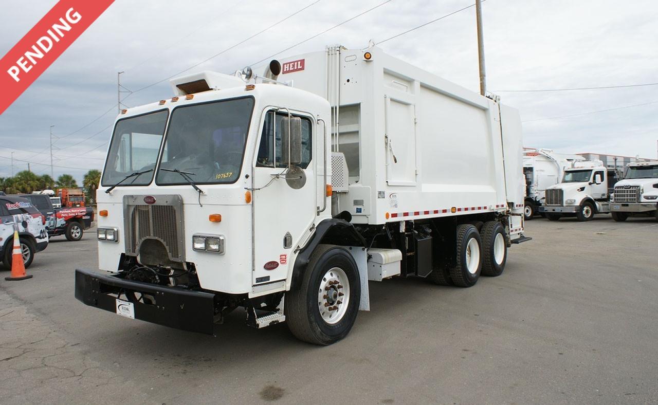 2009 Peterbilt 320 25 yard Heil Rear Loader Garbage Truck