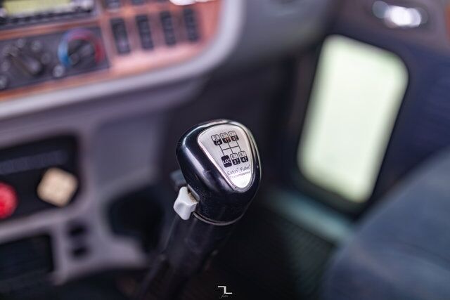 2009 Peterbilt 388 Tractor Heavy Spec Diesel Red Deer AB