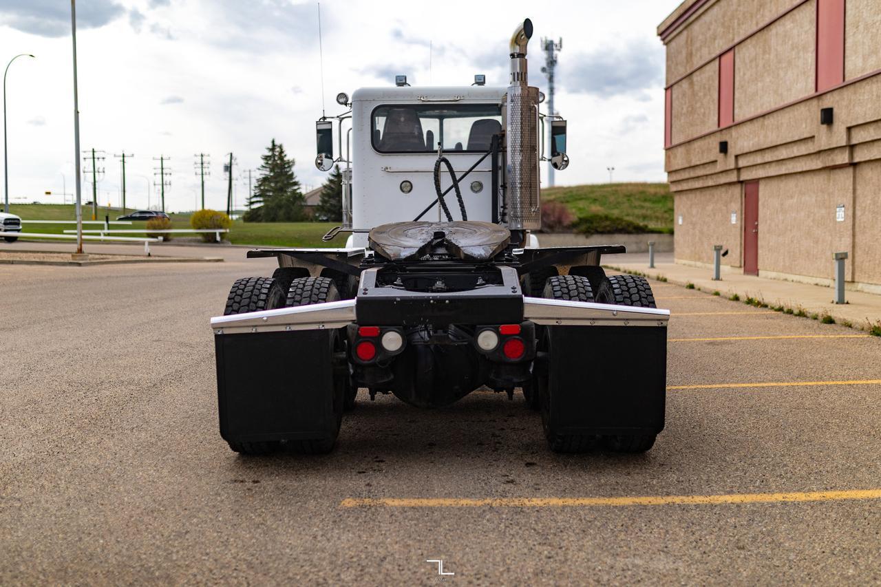 2009 Peterbilt 388 Tractor Heavy Spec Diesel Red Deer AB