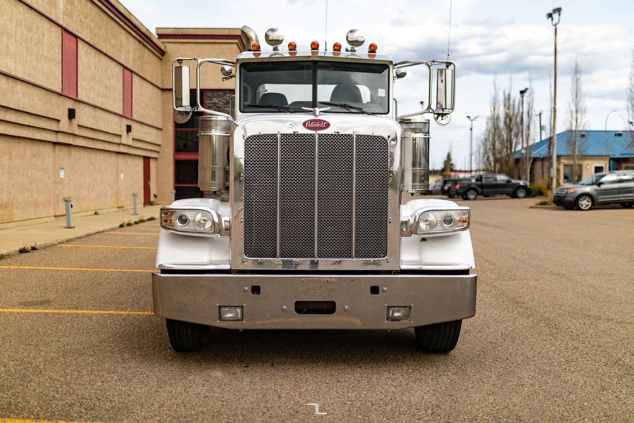 2009 Peterbilt 388 Tractor Heavy Spec Diesel Red Deer AB