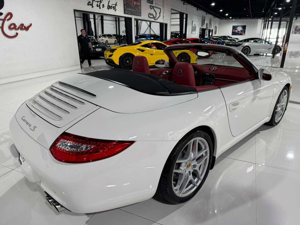 2009 Porsche 911 Carrera S Cabriolet ONLY 455 MILES! Bose audio, Sport Chrono pack, extended leather AND MUCH MORE!! Fort Lauderdale FL