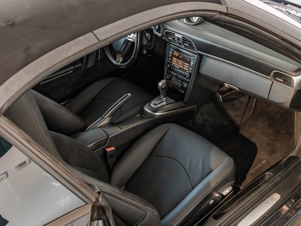 2009 Porsche 911 Turbo photo 21
