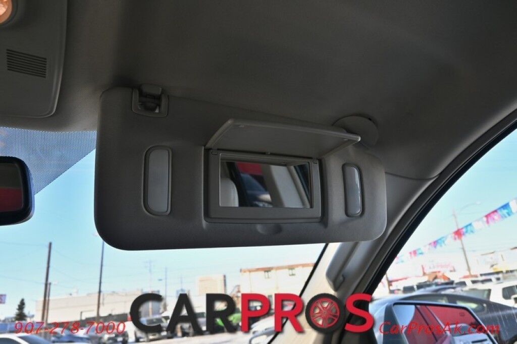 2009 Saturn Outlook XE - AWD - Convenience Pkg - Premium Pkg - Power & Heated Leather Seats - 3rd Row - Seats 8 - Dual Zone Climate Control - Backup Camera - Cruise Control - Power Liftgate - Alloy Wheels - Tow Pkg Anchorage AK