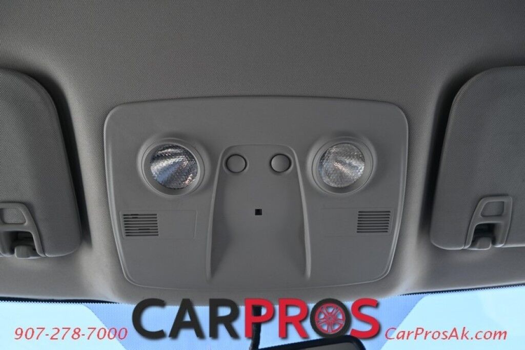 2009 Saturn Outlook XE - AWD - Convenience Pkg - Premium Pkg - Power & Heated Leather Seats - 3rd Row - Seats 8 - Dual Zone Climate Control - Backup Camera - Cruise Control - Power Liftgate - Alloy Wheels - Tow Pkg Anchorage AK