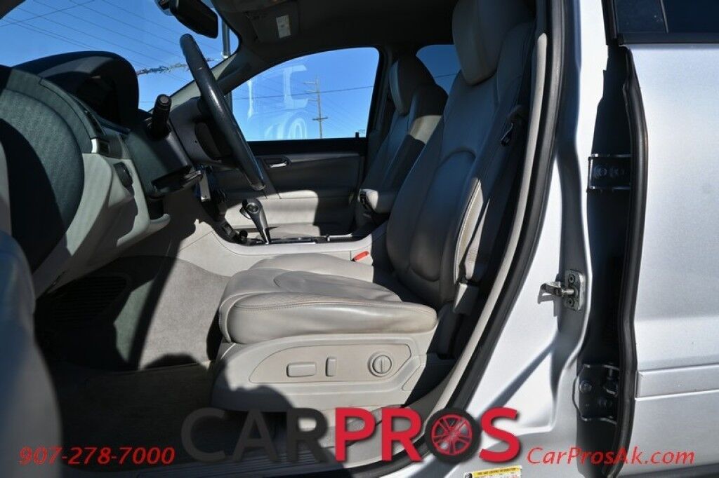 2009 Saturn Outlook XE - AWD - Convenience Pkg - Premium Pkg - Power & Heated Leather Seats - 3rd Row - Seats 8 - Dual Zone Climate Control - Backup Camera - Cruise Control - Power Liftgate - Alloy Wheels - Tow Pkg Anchorage AK