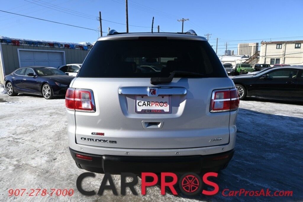 2009 Saturn Outlook XE - AWD - Convenience Pkg - Premium Pkg - Power & Heated Leather Seats - 3rd Row - Seats 8 - Dual Zone Climate Control - Backup Camera - Cruise Control - Power Liftgate - Alloy Wheels - Tow Pkg Anchorage AK