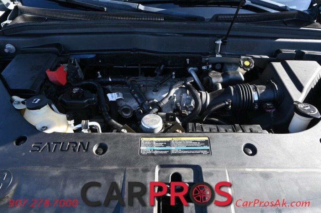 2009 Saturn Outlook XE - AWD - Convenience Pkg - Premium Pkg - Power & Heated Leather Seats - 3rd Row - Seats 8 - Dual Zone Climate Control - Backup Camera - Cruise Control - Power Liftgate - Alloy Wheels - Tow Pkg Anchorage AK