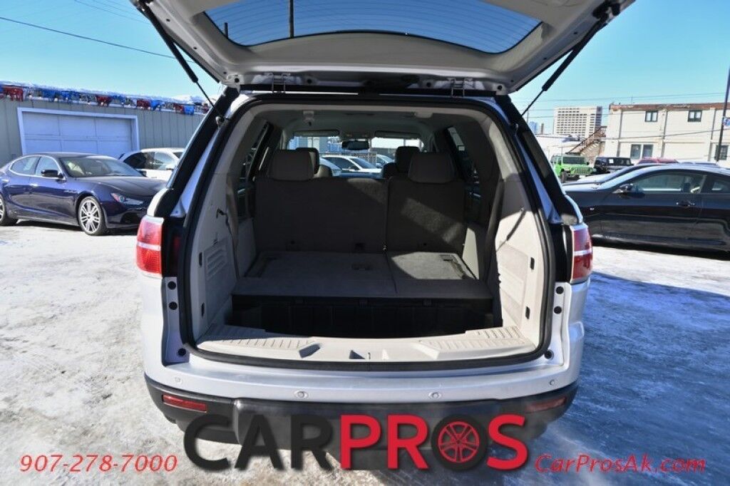 2009 Saturn Outlook XE - AWD - Convenience Pkg - Premium Pkg - Power & Heated Leather Seats - 3rd Row - Seats 8 - Dual Zone Climate Control - Backup Camera - Cruise Control - Power Liftgate - Alloy Wheels - Tow Pkg Anchorage AK