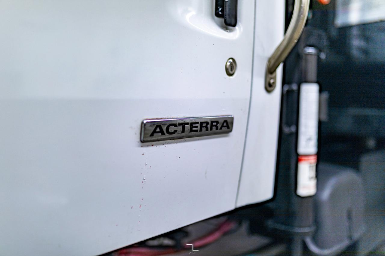 2009 Sterling Acterra 3 Ton Crane Deck Diesel Red Deer AB