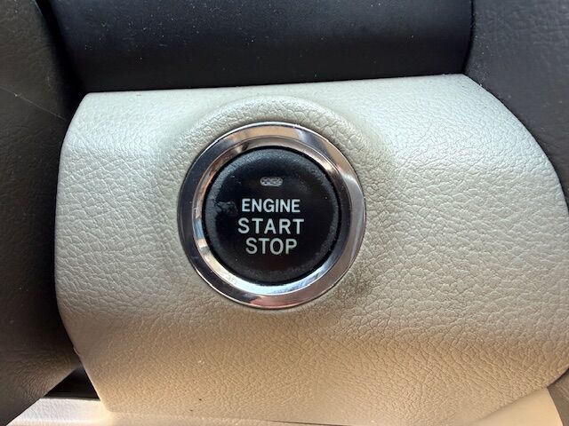 2009 TOYOTA CAMRY XLE Greensboro NC