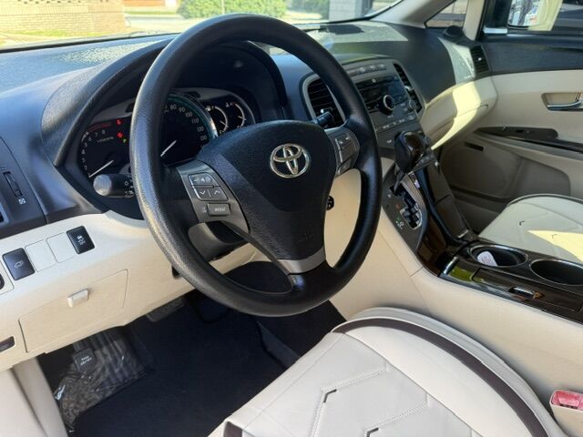 2009 TOYOTA VENZA BASE Greensboro NC