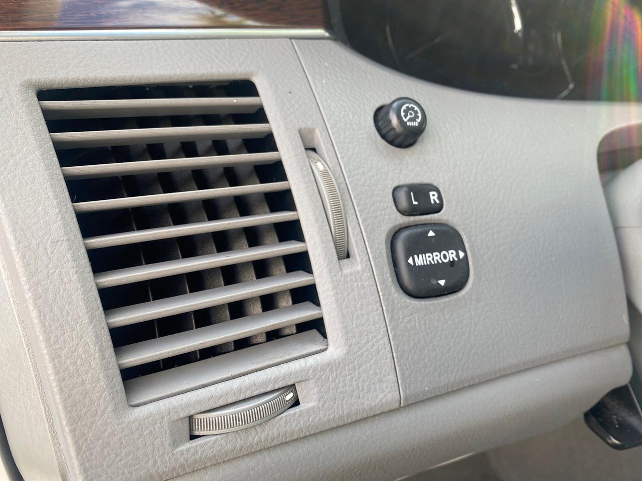 2009 Toyota Avalon XLS LOW MILES 38,036 1 OWNER Pompano Beach FL